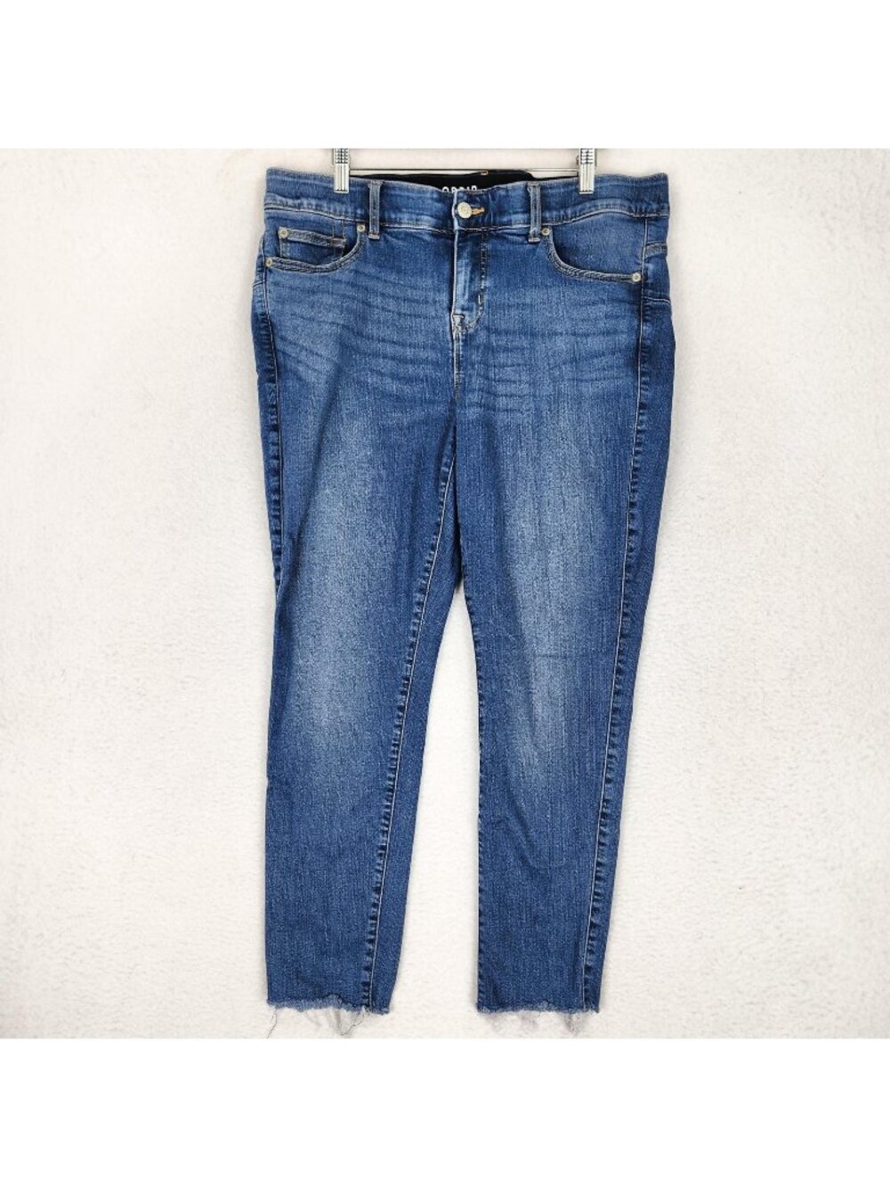 Torrid Jeans Womens 18 Blue Medium Wash Bombshell Skinny Leg Raw Hem Stretch